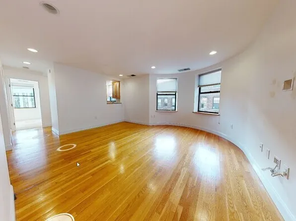 108 Gainsborough St APT 305W, Boston, MA 02115