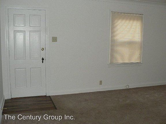 3rd image of 9930 Gerald Dr