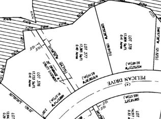 378 Pelican Dr, Waverly, GA 31565