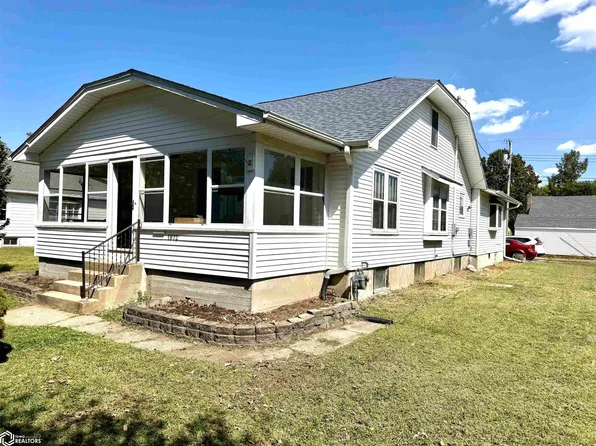 1912 Whittier St, Burlington, IA 52601
