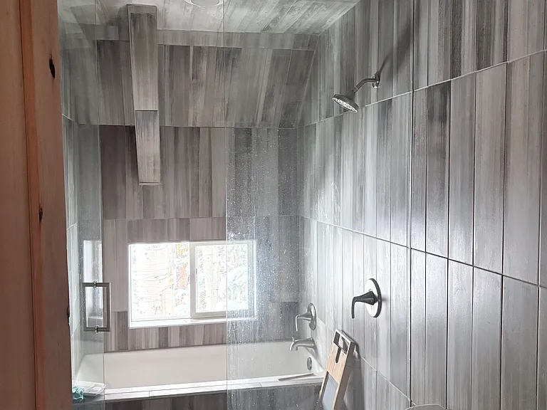 E Wilderness Rd S — Photo 16