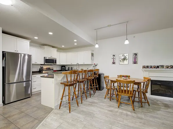 345 Mills Rd Unit 305, Kelowna, BC V1X 4G9