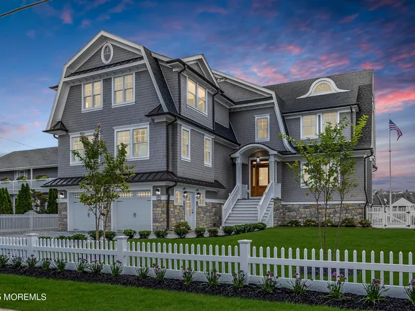 122 Squan Beach Drive, Mantoloking, NJ 08738