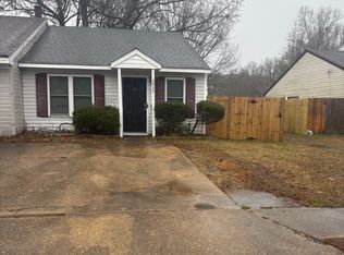 3935 Pollypine Dr, Virginia Beach, VA 23452
