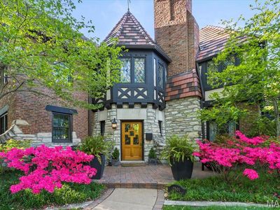 7501 Cromwell Dr, Saint Louis, MO, 63105