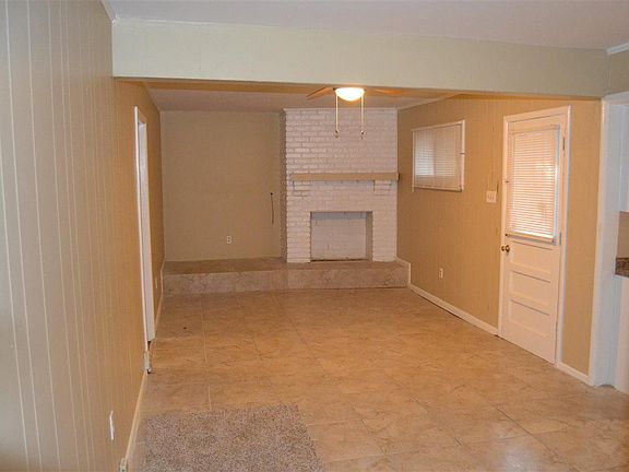 3rd image of 2977 Kimball Ave
