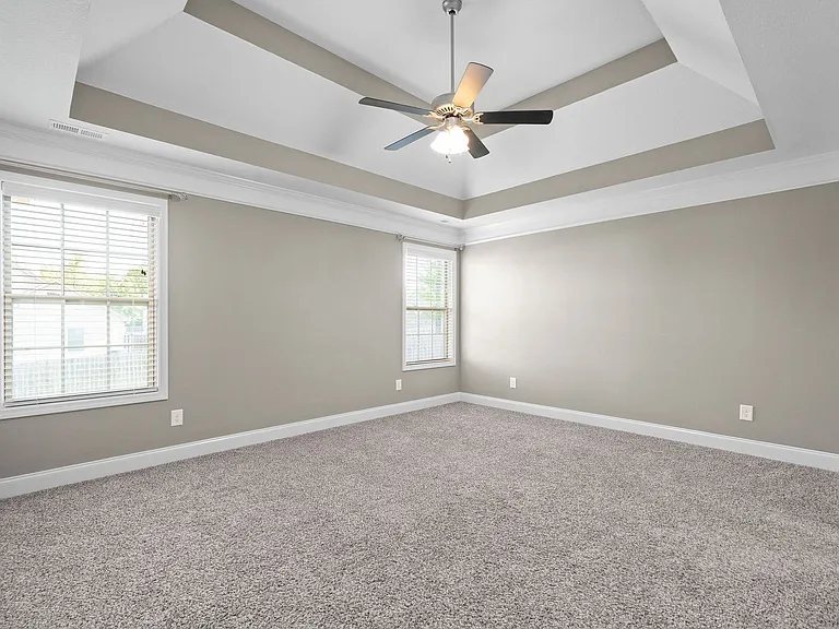 515 Sourwood Dr — Photo 8