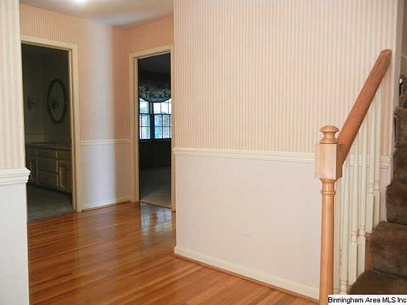 4th image of 748 Twin Branch Dr