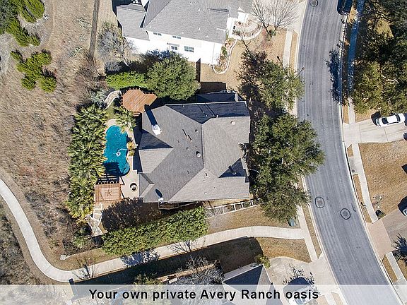 4th image of 10512 Medinah Greens Dr