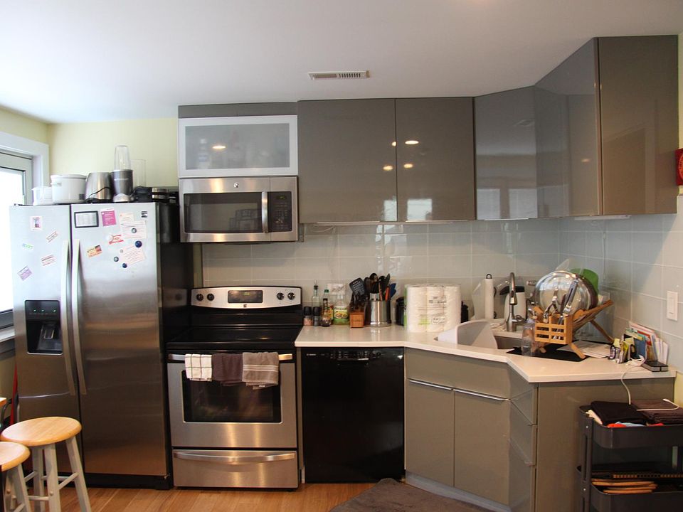 1st image of 3806 W North Ave #1
