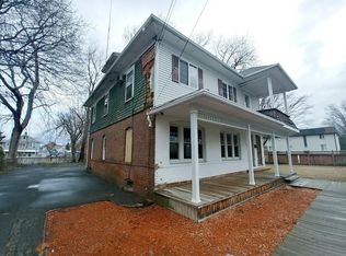 152 Narragansett Blvd, Chicopee, MA 01013