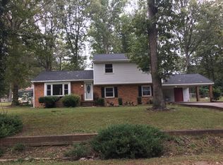 2017 Ives Ln, North Chesterfield, VA 23235