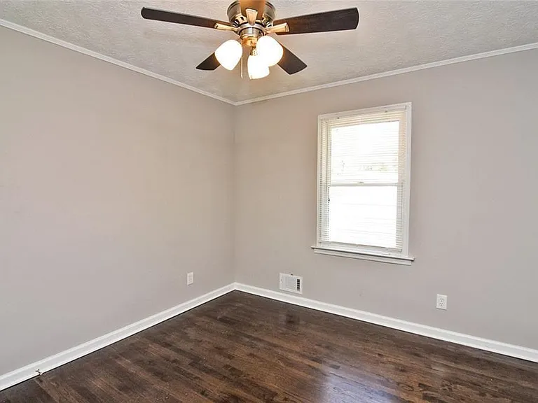 86 Regency Way SE — Photo 34