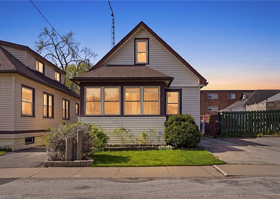 1st image of 4 Manning St