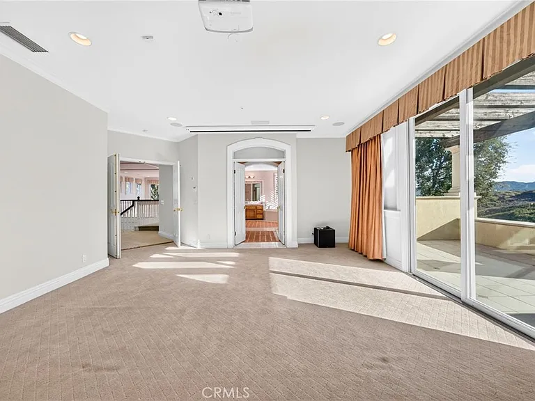 21004 Mendenhall Ct — Photo 38