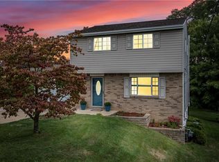 1211 Fidelity Dr, Pittsburgh, PA 15236
