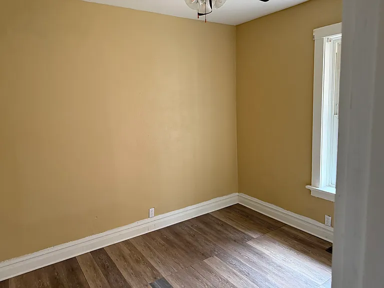 4711 Lewis Pl — Photo 5