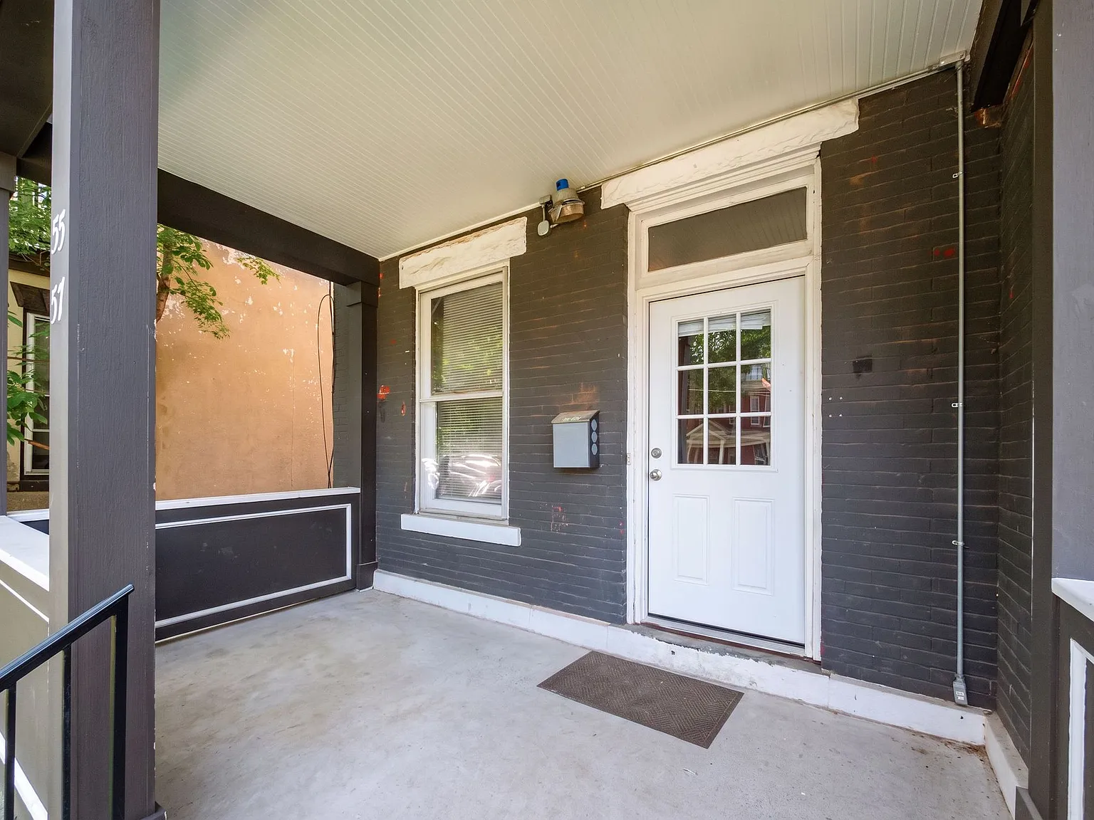 9 bed, 5000 sqft, $7,950 — Photo 2