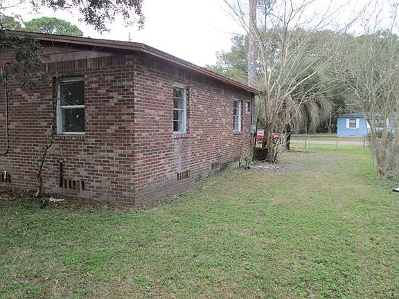 3rd image of 2502 Aubrey Ave