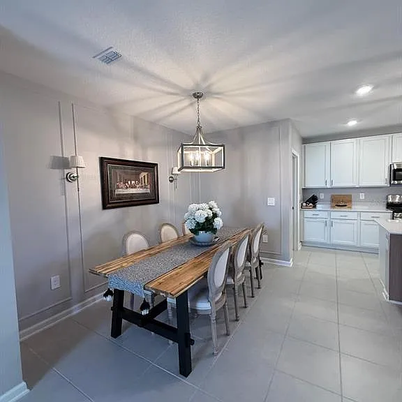 5617 Gingham Dr — Photo 4