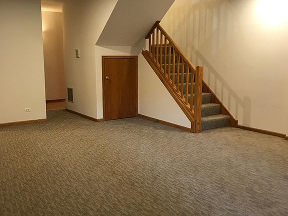 4th image of 2510 N Southport Ave #1FT