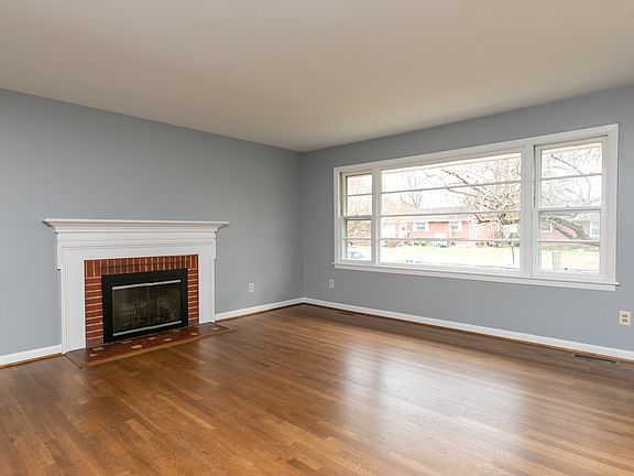5th image of 9 Dimmock Ave