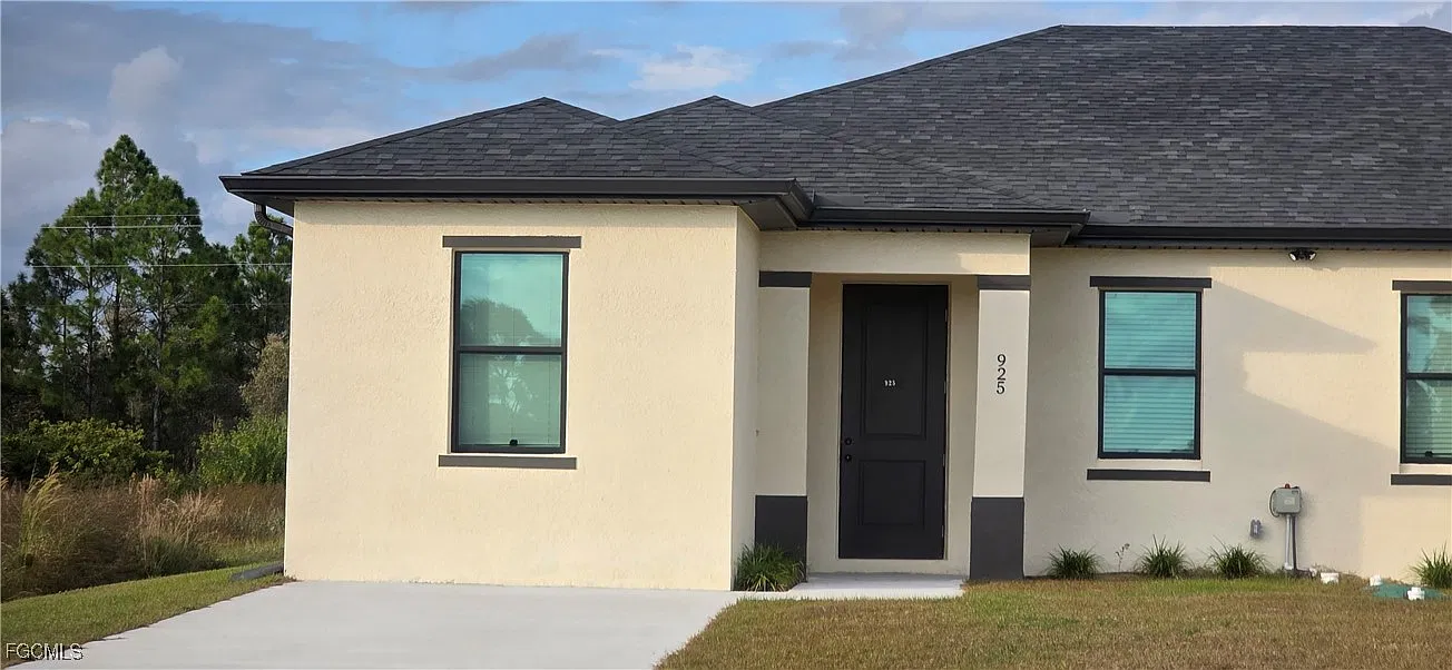 3 bed, 2.0 bath, 1132 sqft, $1,500 — Photo 1