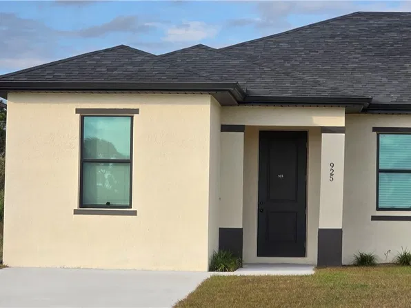 925 Chenault St, Lehigh Acres, FL 33974