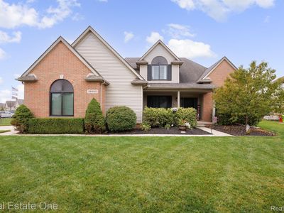 19902 Pine Cone Dr, Macomb, MI, 48042