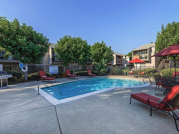 2nd image of 5555 Lake Murray Blvd APT 13
