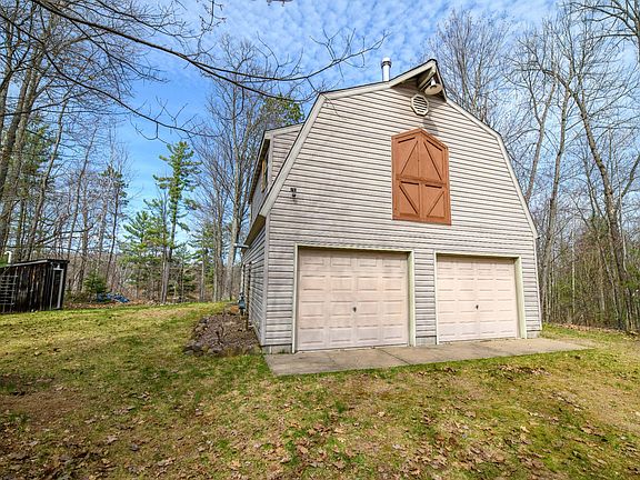 3rd image of 2780 High Peak Rd