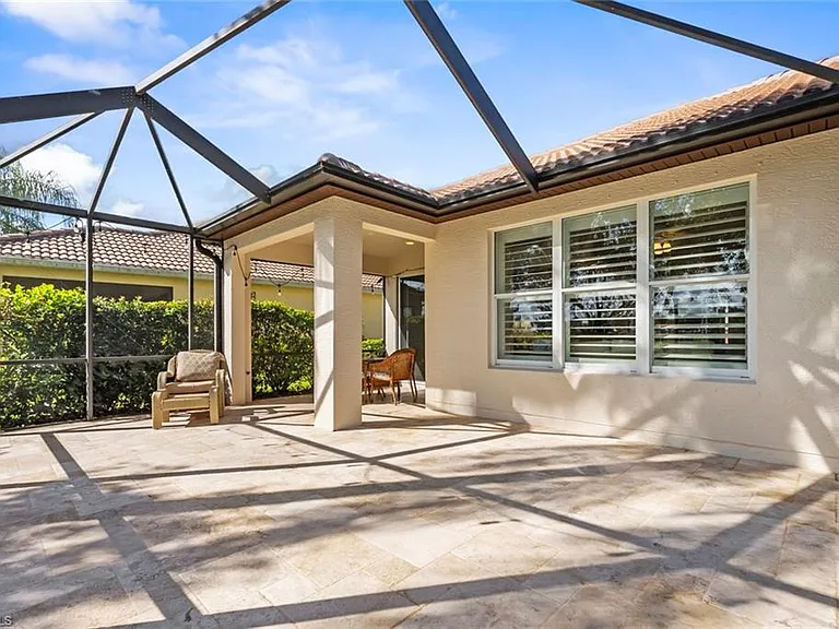 5868 Constitution St — Photo 14
