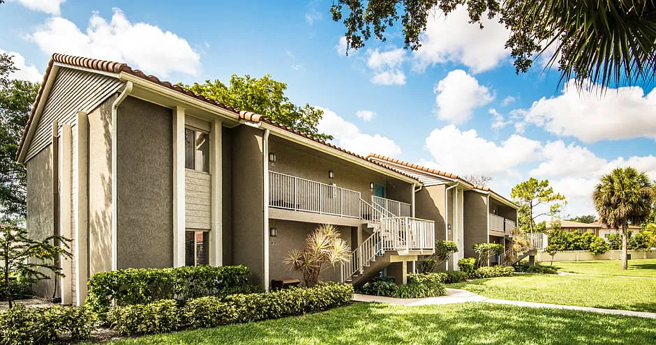 Pavilions at Deer Chase Apartments — Photo 1