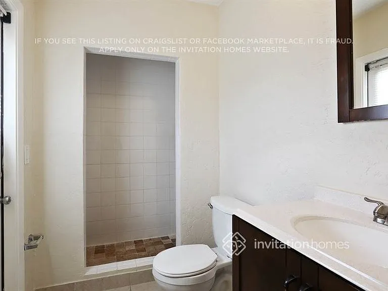 4904 SW 90th Ave — Photo 15