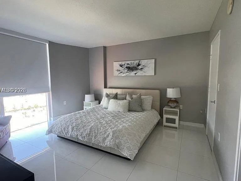 150 Sunny Isles Blvd #11202 — Photo 17
