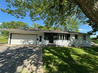 803 S 3rd St, Winterset, IA 50273
