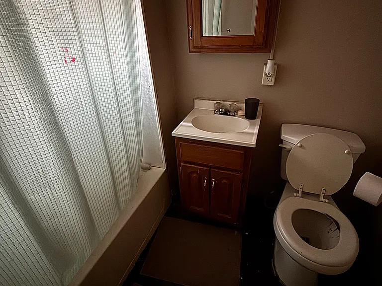 2020 Avenue D #2 — Photo 4