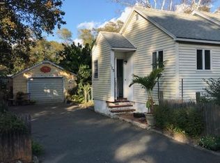 173 Wading River Rd, Center Moriches, NY 11934