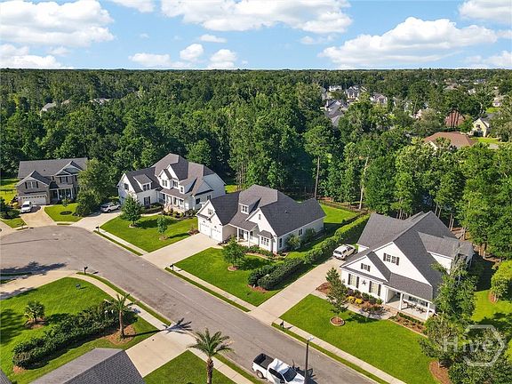 4th image of 16 Oakcrest Court