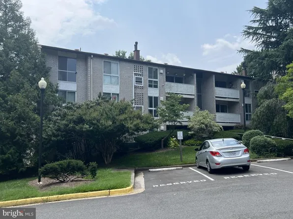 5612 Bismach Dr APT 202, Alexandria, VA 22312