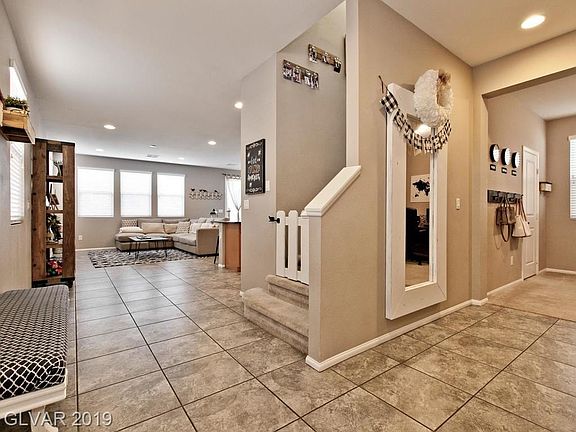 4th image of 8940 Midnight Garden Ct