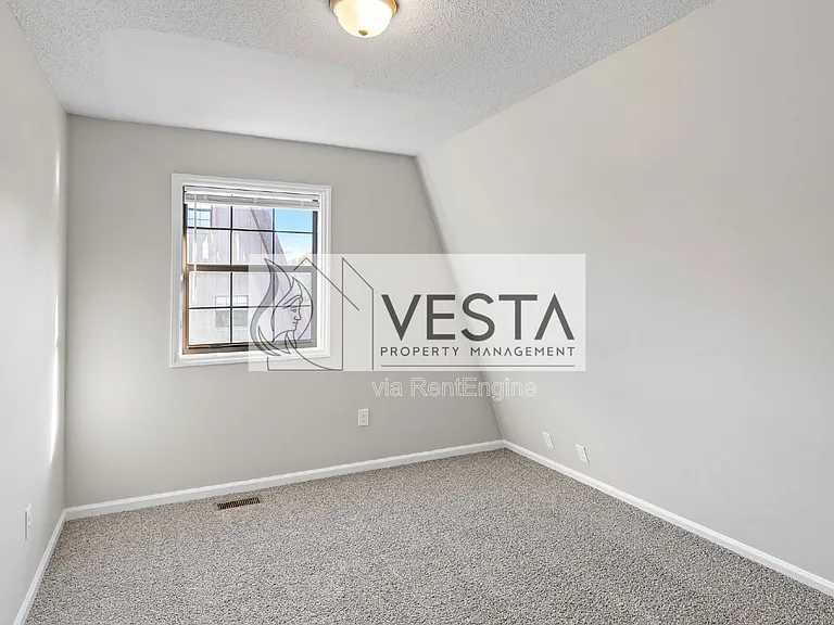 588 Ray Hill Rd #D — Photo 46