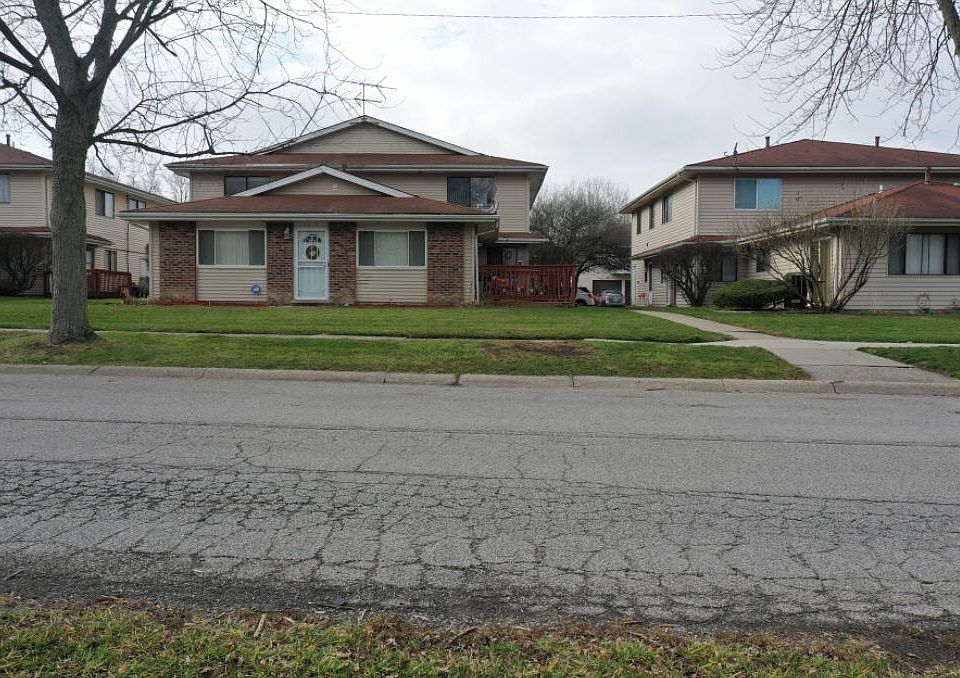 1st image of 7015 Fillmore Dr Unit 3