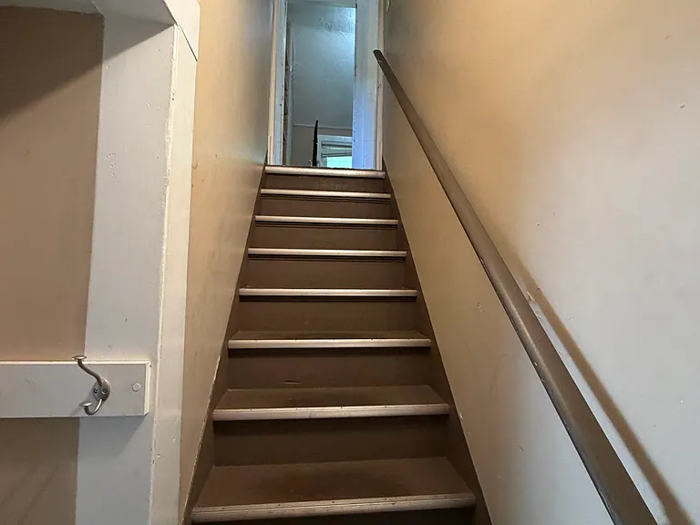 4821 Harlem Rd — Photo 3