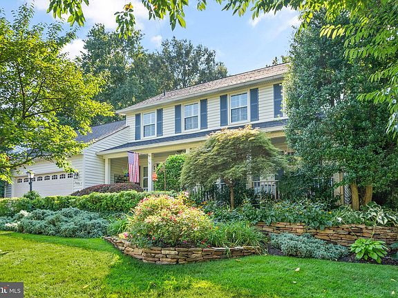 4th image of 6683 Stonebrook Dr