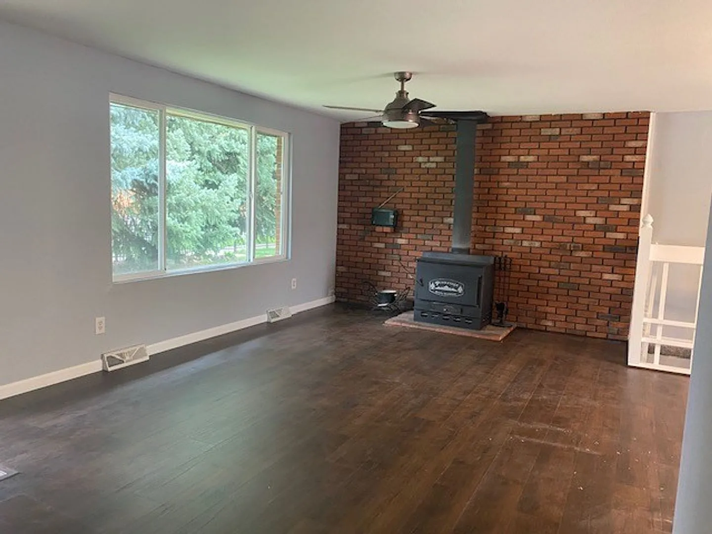 4 Bedroom & 3 Bath Brick Ranch - $300 off first month's rent if Lease signed by 9/1 — Photo 1