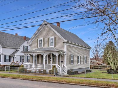 61 S Bay View Ave, Bristol, RI, 02809