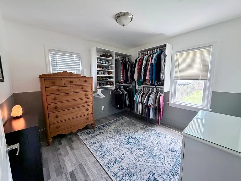2413 Irisdale Ave — Photo 6