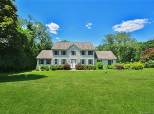 65 Heather Ln, Wilton, CT 06897