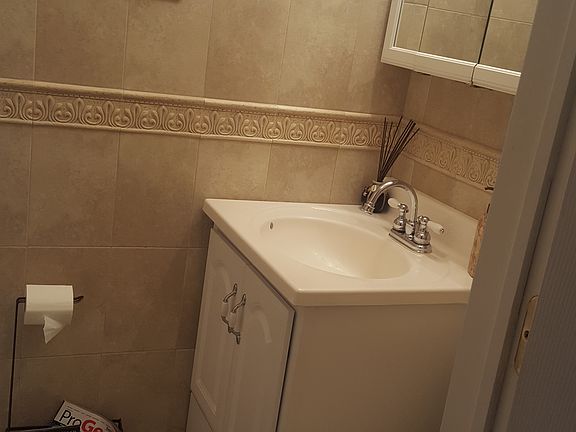 4th image of 396 Jeffersonavenue